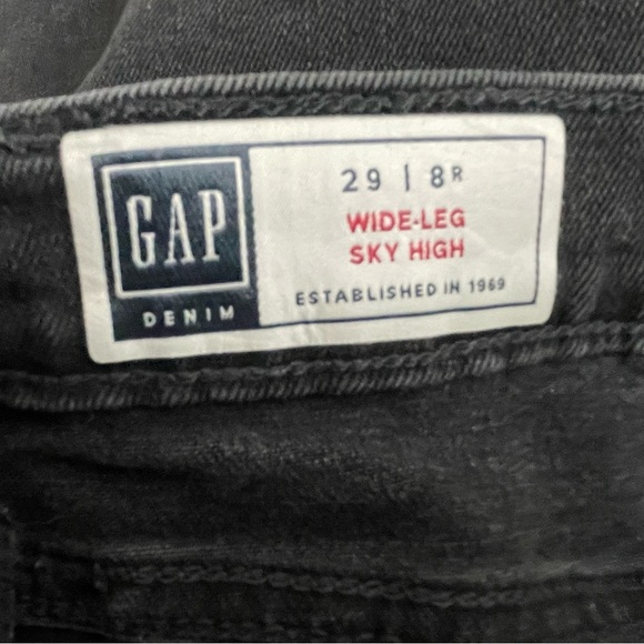 Gap wide leg high rise jeans - Picture 3 of 8